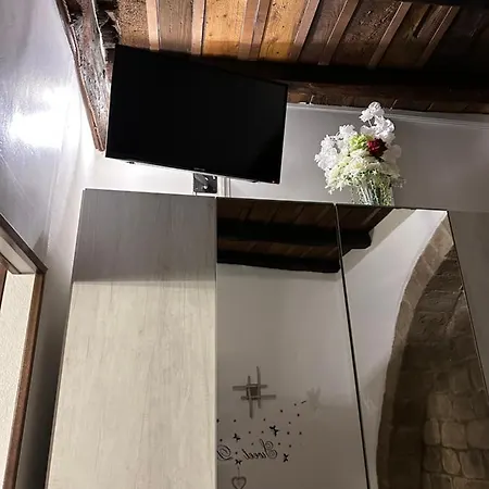 Casa Medievale Il Rifugio Di Olimpia *